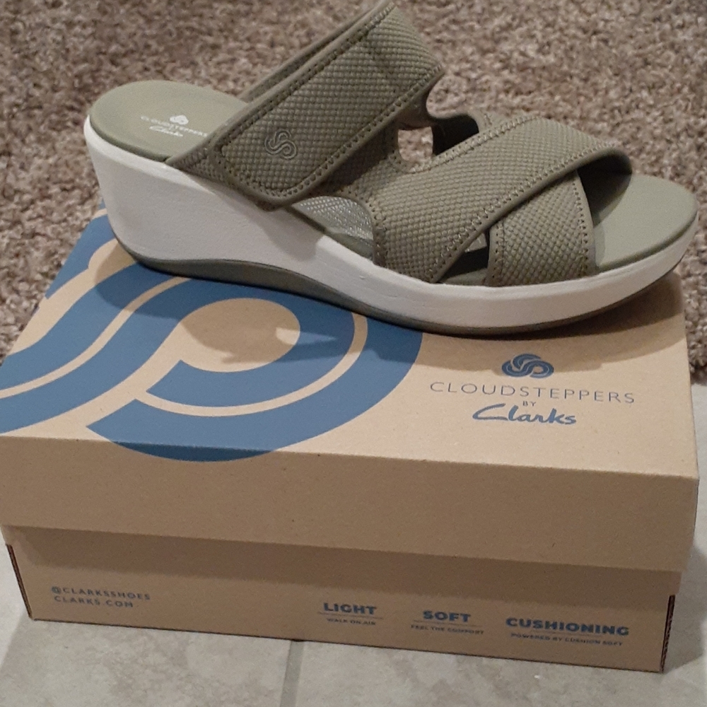 Cloudsteppers by Clarks